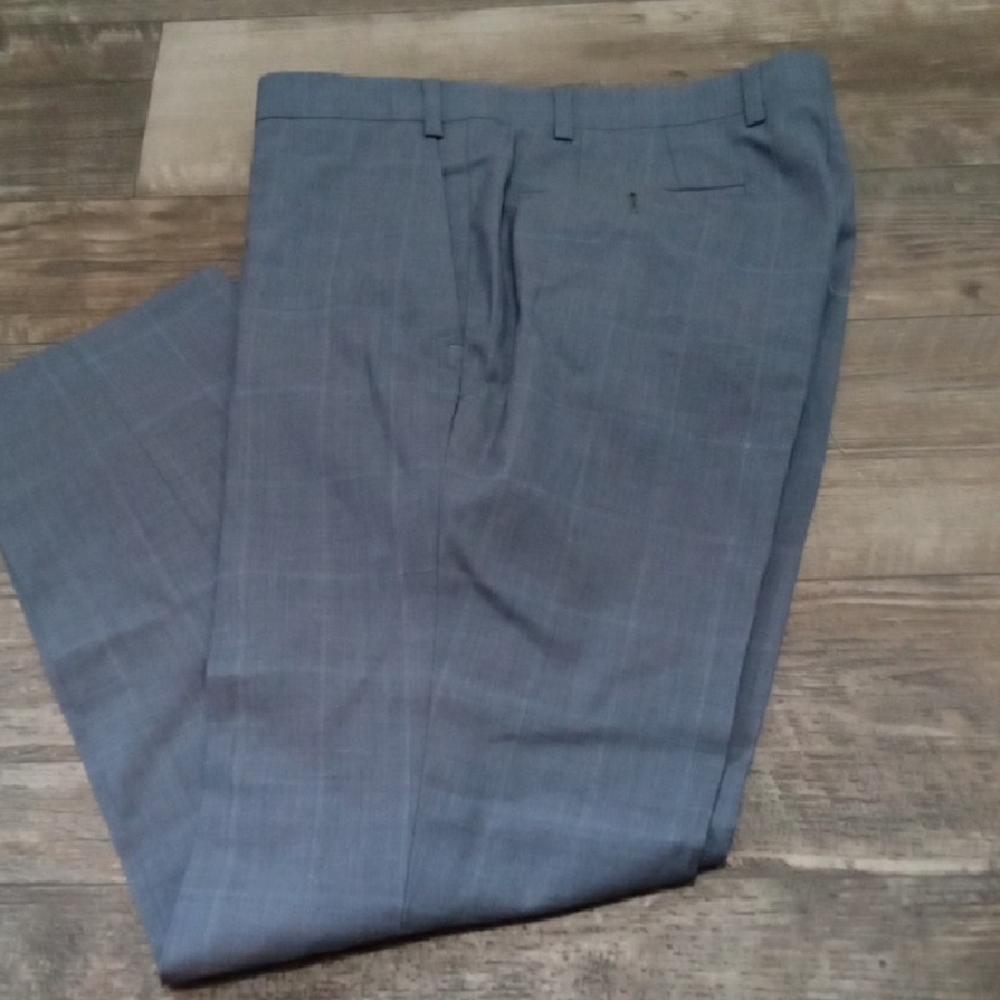 Men's Gray Dress Pants